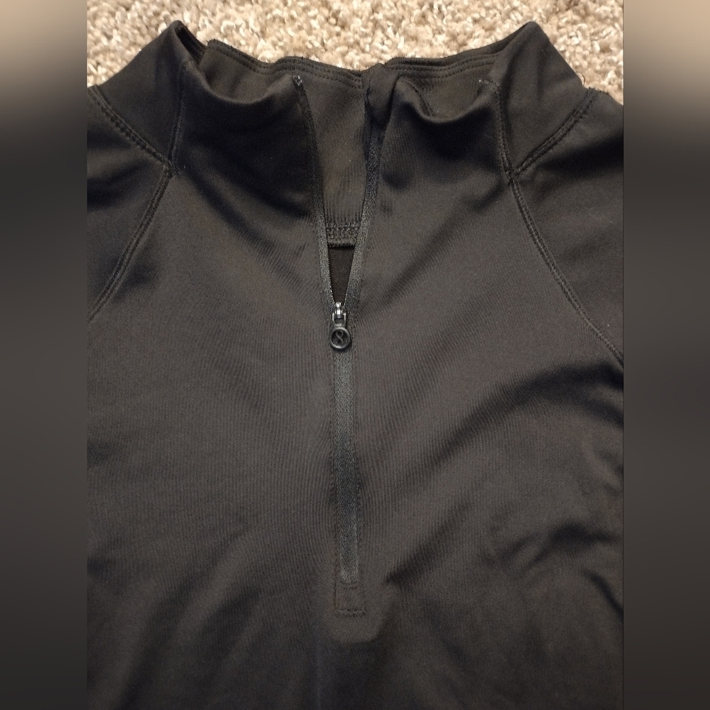 Layer 8 Black Quarter-Zip Sweatshirt Large - Picture 2 of 11